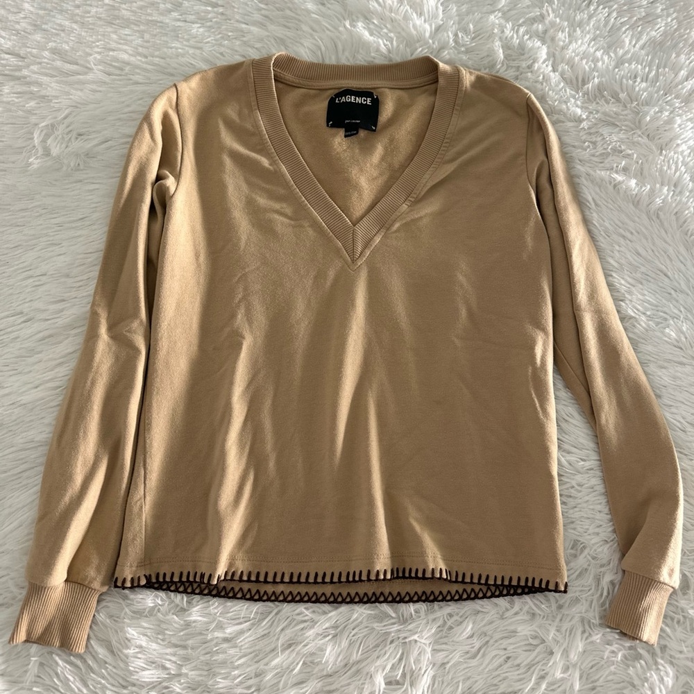 L’Agence Helena Camel V Neck‎ Sweatshirt XXS